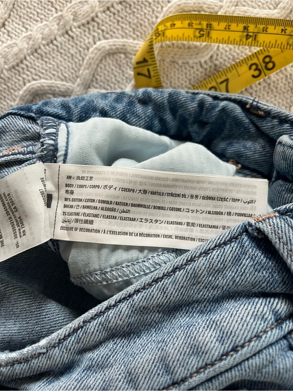 Hollister High Rise Wide-Leg Ripped Knee Jeans Juniors Size 3 - Picture 7 of 15